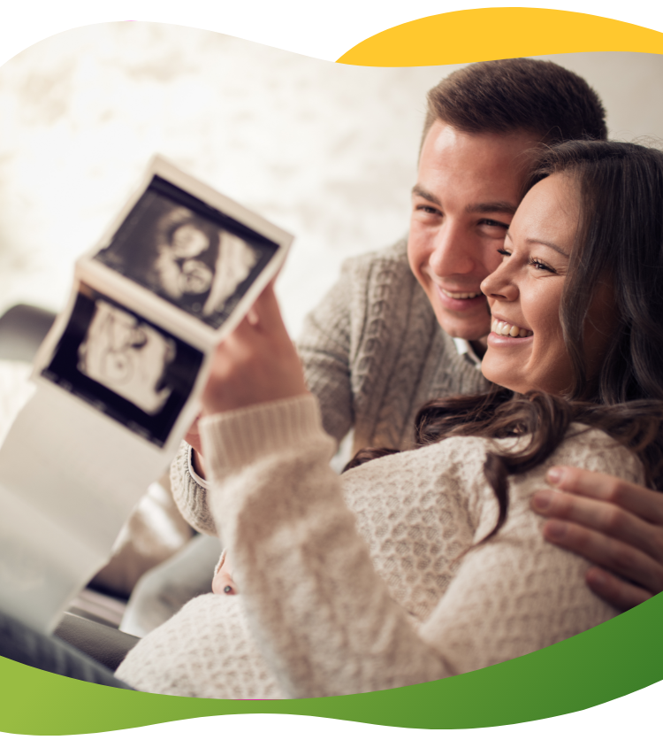 Tulevased vanemad vaatavad loote ultrahelipilti